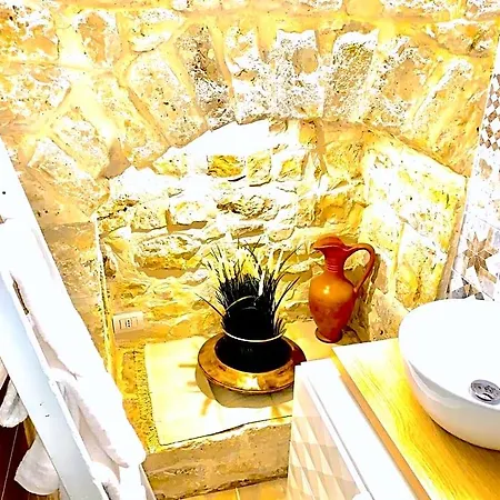 Bed & Breakfast Dimore Chiale 4*